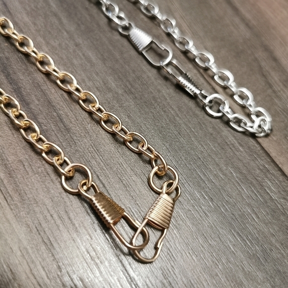 1 Generic faux gold and 1 silver bag wallet chain - Picture 4 of 6